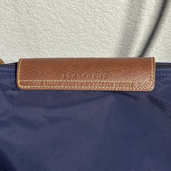 Longchamp Le Pliage Tote Bag - Picture 3 of 13